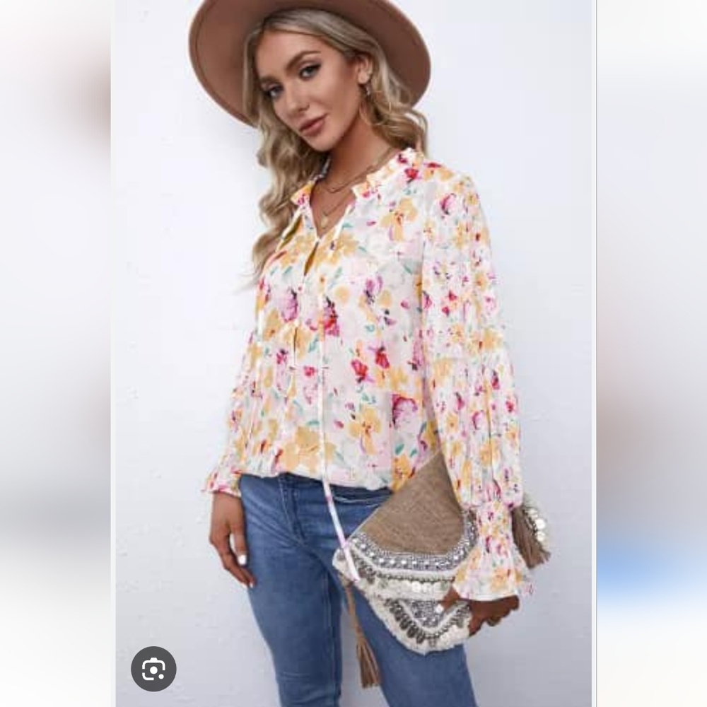 Floral Women's Top‎